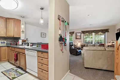 114 White Pines Drive, Greentown, PA 18426 - Photo 5