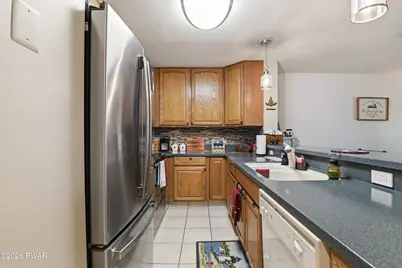 114 White Pines Drive, Greentown, PA 18426 - Photo 15