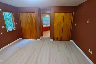 466 Spruce St, Hawley, PA 18428 - Photo 9