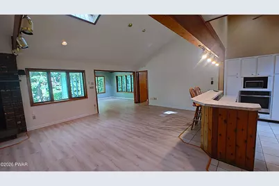 466 Spruce Street, Hawley, PA 18428 - Photo 3