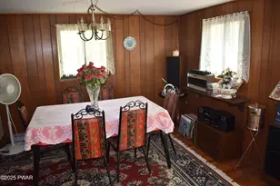 121 Mountain View Dr, Lords Valley, PA 18428 - Photo 5