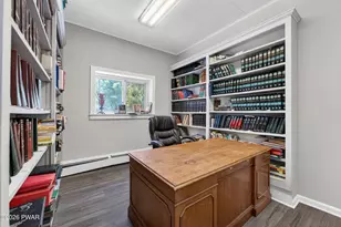 509 Broad St, Milford, PA 18337 - Photo 17