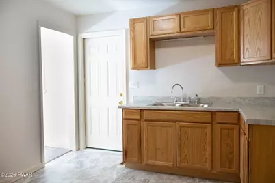 60 Center Street, Covington Township, PA 18424 - Photo 9