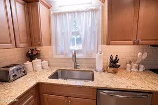 1024 Sundew Rd, Lake Ariel, PA 18436 - Photo 21