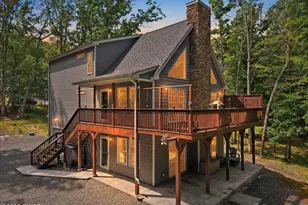 193 Eagle Rock Rd, Lackawaxen, PA 18435 - Photo 1