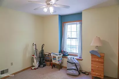 106 Lakeview Court, Milford, PA 18337 - Photo 13