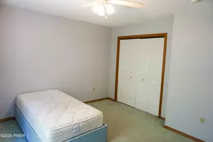106 Lakeview Ct, Milford, PA 18337 - Photo 11