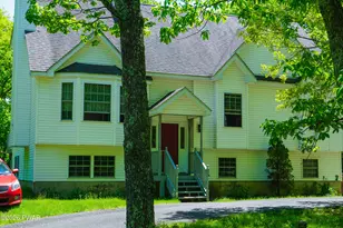 106 Lakeview Ct, Milford, PA 18337 - Photo 1