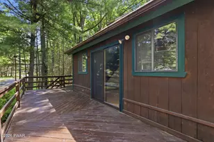 101 Hemlock Point Ct, Hawley, PA 18428 - Photo 35