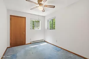 101 Hemlock Point Ct, Hawley, PA 18428 - Photo 29