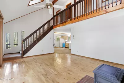 101 Hemlock Point Court, Hawley, PA 18428 - Photo 5