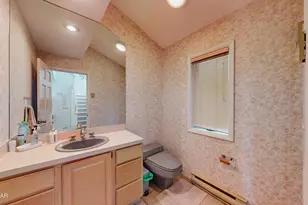 201 Broadmoor Dr, Lords Valley, PA 18428 - Photo 21