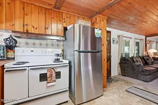 124 Navajo Rd, Honesdale, PA 18431 - Photo 9