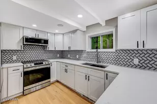 117 Sheridan Rd, Hawley, PA 18428 - Photo 25