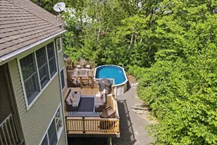 111 Highland Ln, Hawley, PA 18428 - Photo 9