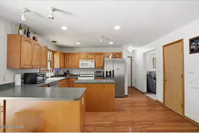 8 Bass Court, Gouldsboro, PA 18424 - Photo 11