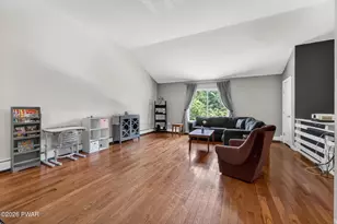115 Gelso Ct, Hawley, PA 18428 - Photo 7
