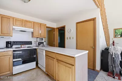 129 Cherry Point Circle, Canadensis, PA 18325 - Photo 19