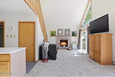 129 Cherry Point Circle, Canadensis, PA 18325 - Photo 11