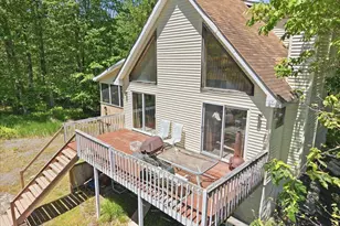 129 Cherry Point Cir, Canadensis, PA 18325 - Photo 9