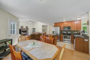 149 Rainbow Dr, Lackawaxen, PA 18435 - Photo 27