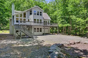 149 Rainbow Dr, Lackawaxen, PA 18435 - Photo 3