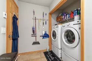 111 Grasshopper Ln, Greentown, PA 18426 - Photo 23