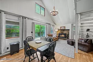 1031 Canary Ln, Lake Ariel, PA 18436 - Photo 15