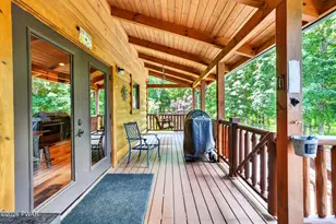 61 Gravity Rd, Hawley, PA 18428 - Photo 37