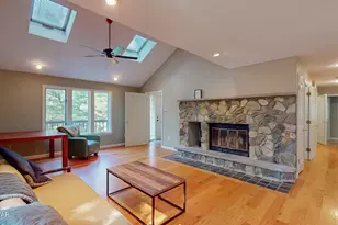128 Shawnee Dr, Milford, PA 18337 - Photo 9