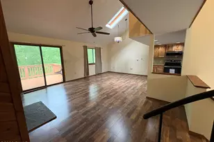159 Stream Ct, Bushkill, PA 18324 - Photo 3
