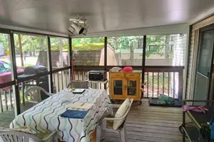 101 Livingston Ln, Milford, PA 18337 - Photo 5