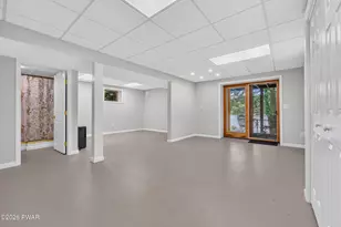 152 N Lk Shr Dr, Dingmans Ferry, PA 18328 - Photo 45