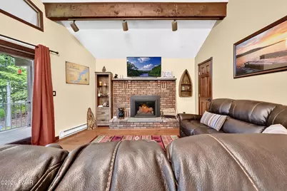 146 Yacht Club Drive, Greentown, PA 18426 - Photo 5
