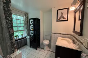 219 Broad St, Milford, PA 18337 - Photo 17