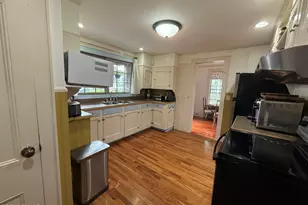 219 Broad St, Milford, PA 18337 - Photo 11