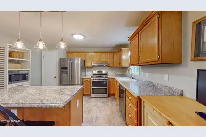 102 Acacia Court, Milford, PA 18337 - Photo 9