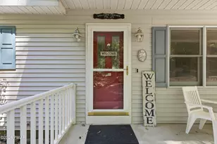 61 Phillips Rd, Newfoundland, PA 18445 - Photo 3