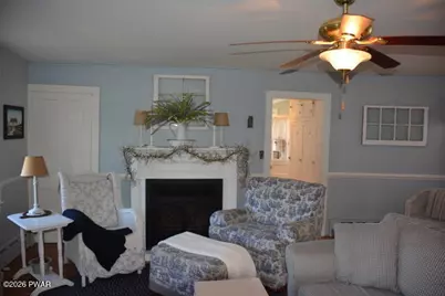 127 Valleyview Road, Greentown, PA 18426 - Photo 7