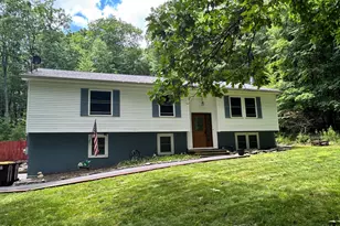 279 Water Forest Dr, Dingmans Ferry, PA 18328 - Photo 1