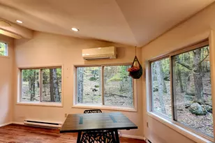 105 Bluestone Dr, Hawley, PA 18428 - Photo 9