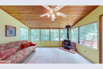 153 Mountain Lake Drive, Dingmans Ferry, PA 18328 - Photo 17