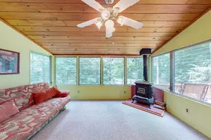 153 Mountain Lake Dr, Dingmans Ferry, PA 18328 - Photo 17