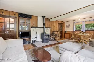 28 Bruin Rd, Lake Ariel, PA 18436 - Photo 11