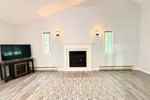 1020 Arrowhead Ct, Lake Ariel, PA 18436 - Photo 11