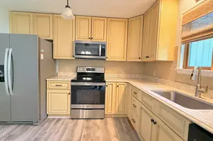 1020 Arrowhead Ct, Lake Ariel, PA 18436 - Photo 7