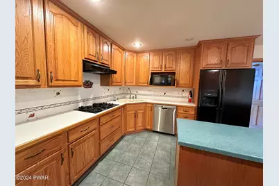 109 Mountain Laurel Lane, Tafton, PA 18464 - Photo 9