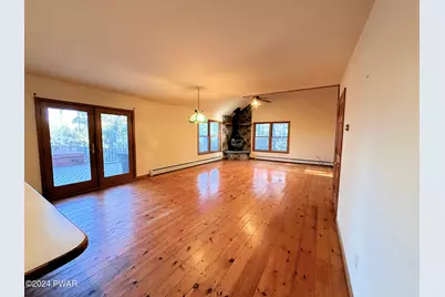 109 Mountain Laurel Lane, Tafton, PA 18464 - Photo 5