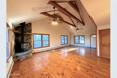 109 Mountain Laurel Lane, Tafton, PA 18464 - Photo 3