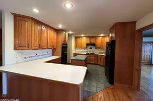 109 Mountain Laurel Ln, Tafton, PA 18464 - Photo 7